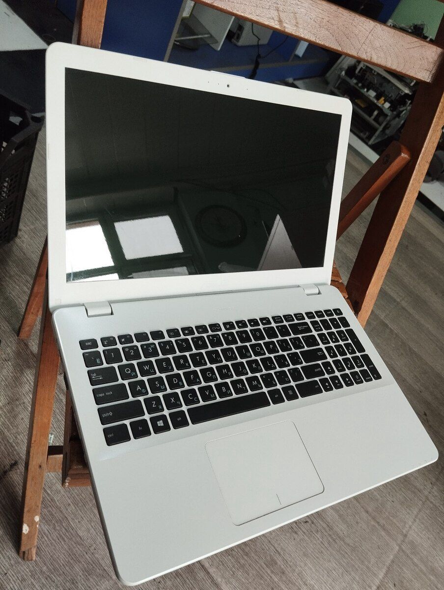 Asus ZenBook — Noutbuklar, Gəncə (2)