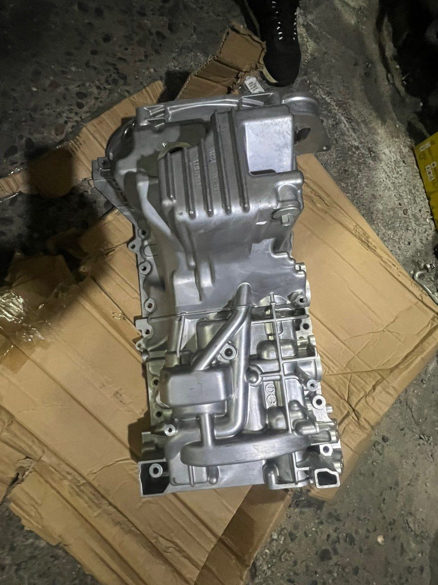 Land Rover mühərrik karteri — Ehtiyat hissələri və aksesuarlar, Bakı