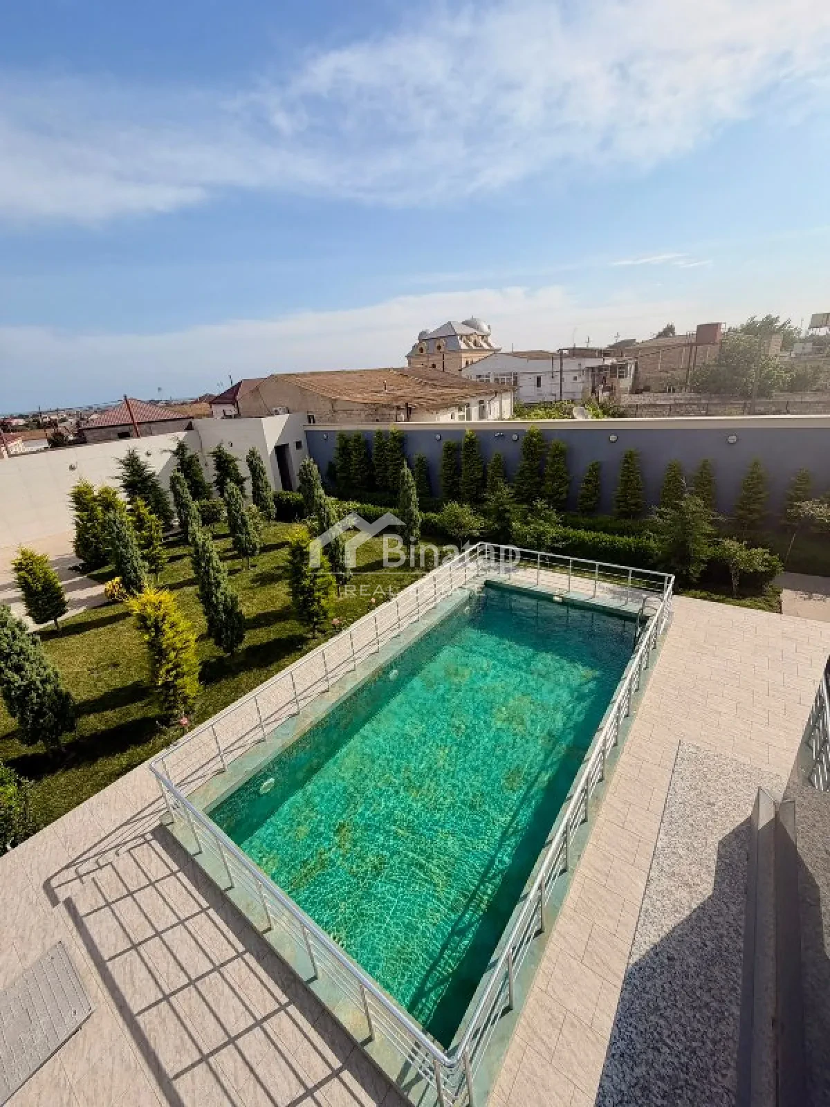 Satılır 8 otaqlı həyət evi / bağ evi 600 m², Şüvəlan qəsəbəsi, Xəzər rayonu — Ev, villa, Bakı (2)