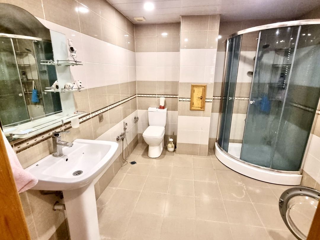 İcarəyə verilir 2 otaqlı yeni tikili 80 m² — Mənzil, Bakı (9)