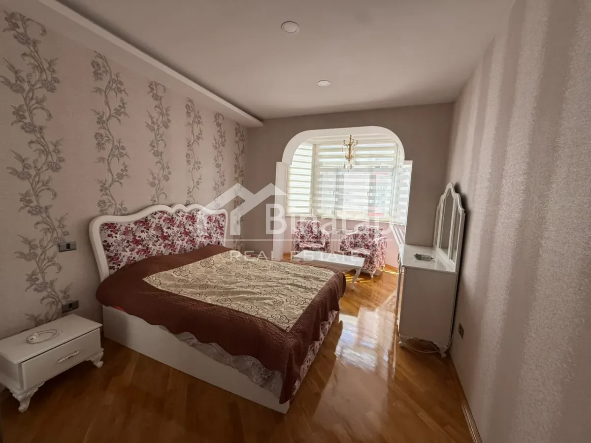 İcarəyə verilir 3 otaqlı yeni tikili 110 m², İnşaatçılar metrosu, Yasamal rayonu — Mənzil, Bakı (5)