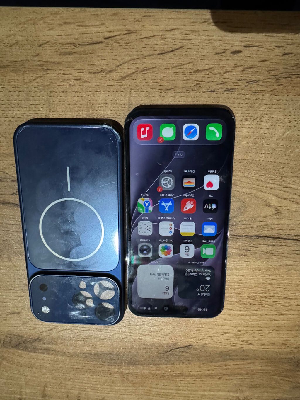 Hərşeyi işləkdi təcli satilir face işdir — Apple iPhone, Bakı