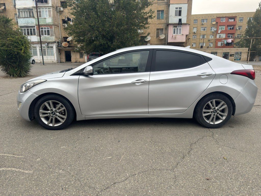 Hyundai Elantra, 1.8 L, 2012 il, 184 000 km — Avtomobillər, Bakı (5)