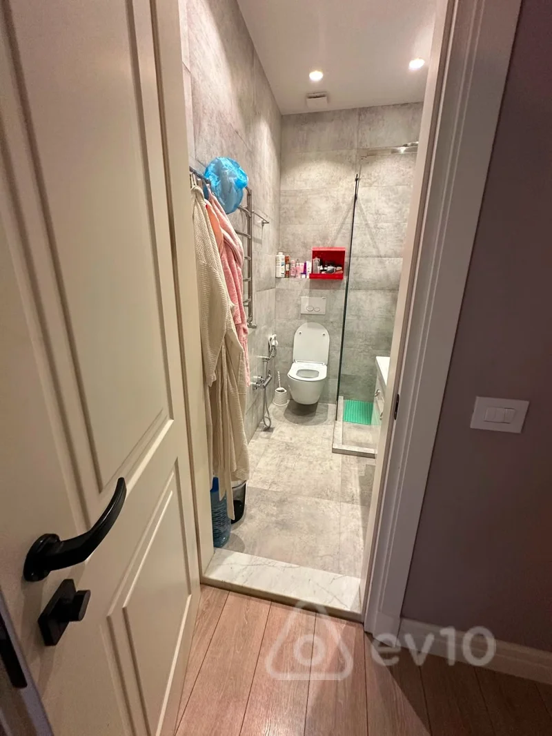 5 otaqlı mənzil, 235 m², Heydər əliyev prospekti — kirayə — Mənzil, Bakı (10)