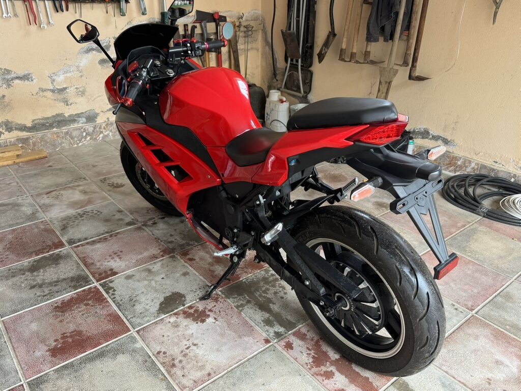 Idman üslublu yol motosikleti - Korpus: tam qapaqlı sport dizayn — Motosikletlər, Bakı (3)