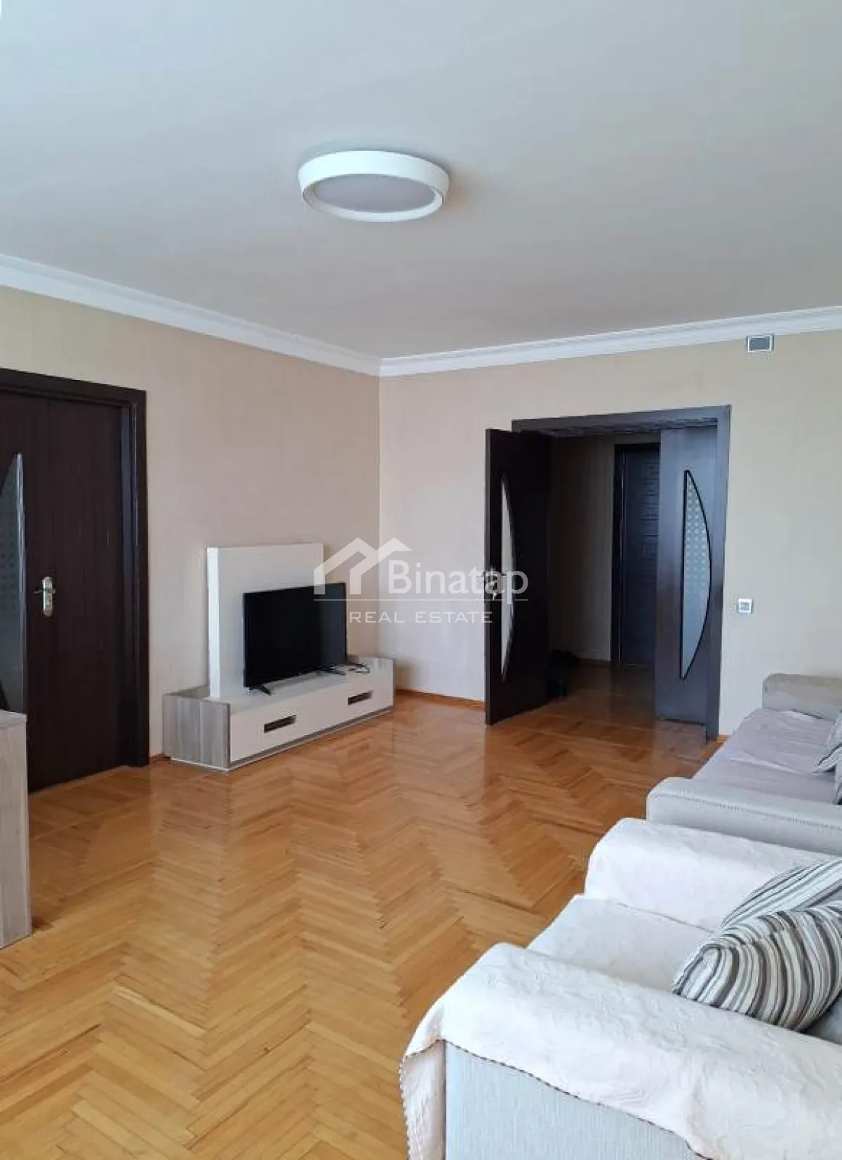 Satılır 4 otaqlı köhnə tikili 120 m², Bayıl qəsəbəsi, Səbail rayonu — Mənzil, Bakı (3)