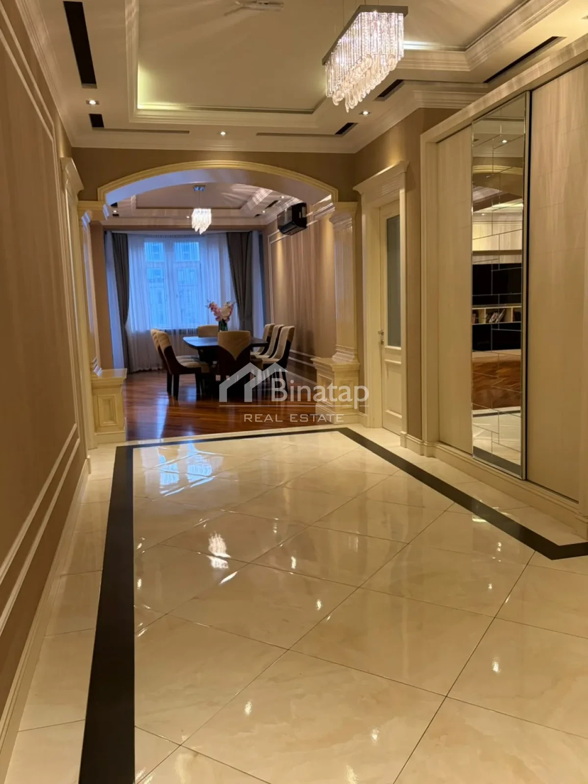 Satılır 4 otaqlı yeni tikili 215 m², Nəsimi rayonu — Mənzil, Bakı (2)