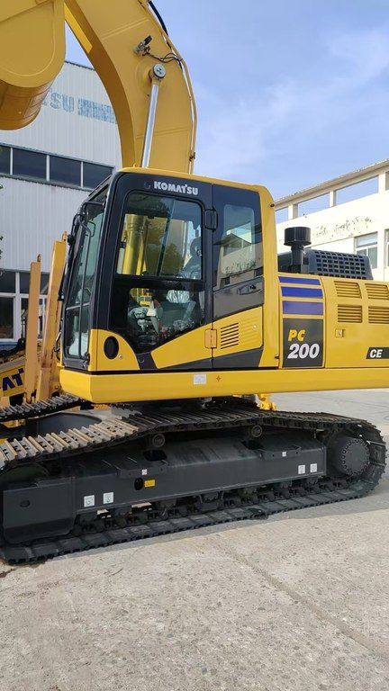 Komatsu PC200-11-M1 — İnşaat texnikası, Bakı (2)