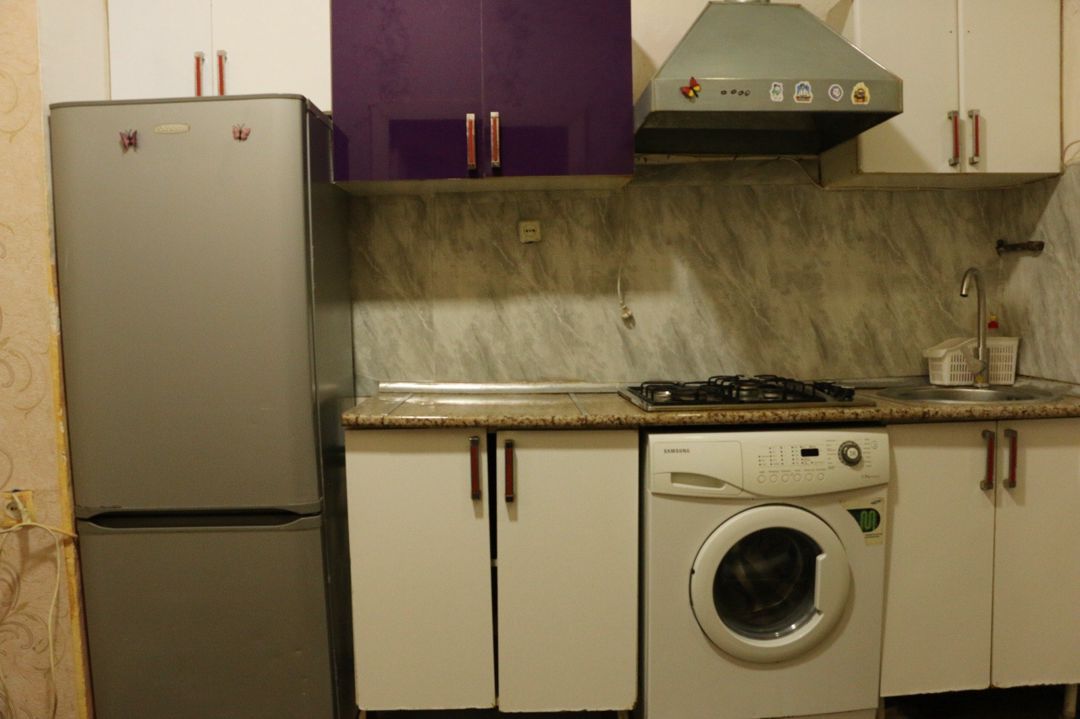 İcarəyə verilir 2 otaqlı köhnə tikili 55 m² — Mənzil, Bakı (9)