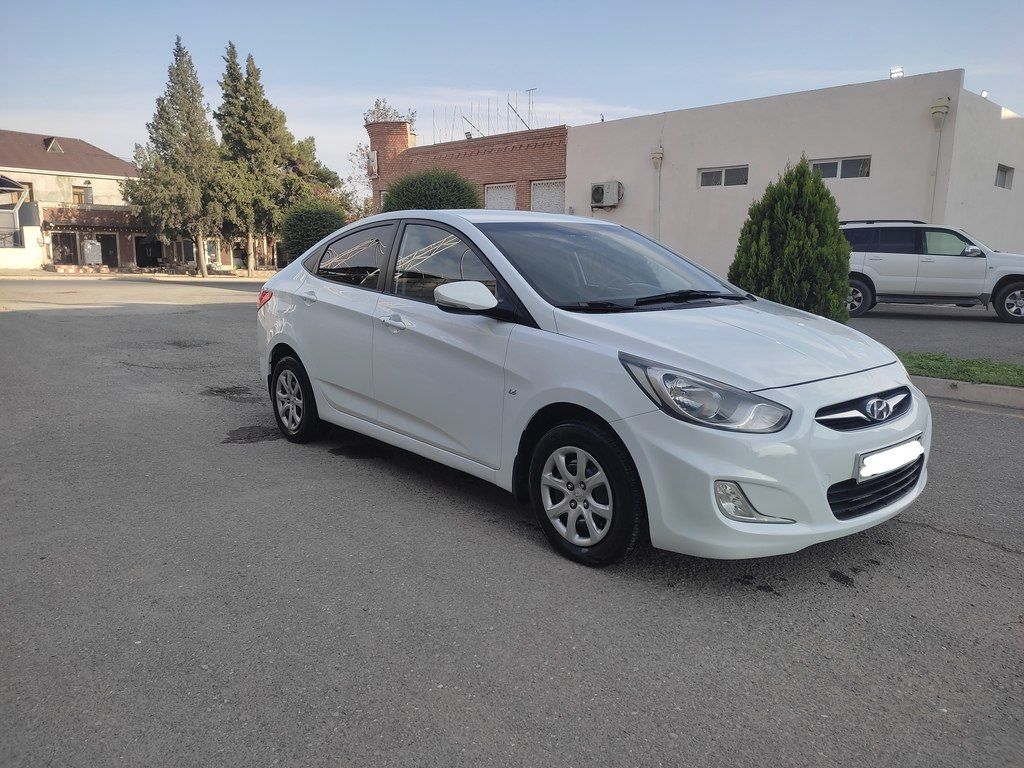 Hyundai Accent, 1.6 L, 2012 il, 206 000 km — Avtomobillər, Gəncə (4)