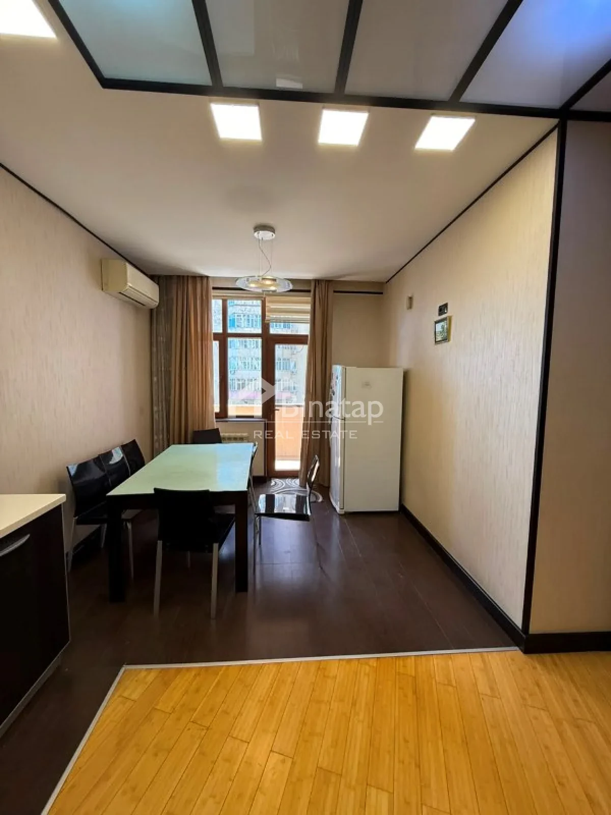 Satılır 3 otaqlı yeni tikili 105 m², 8 Noyabr metrosu, Nəsimi rayonu — Mənzil, Bakı