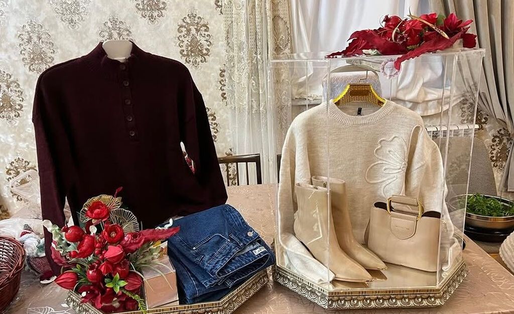 12 Eded qizili xonca satilir Ancaq qirmizi gulleri ile birlikde — Bayram məmulatı, Gəncə (3)