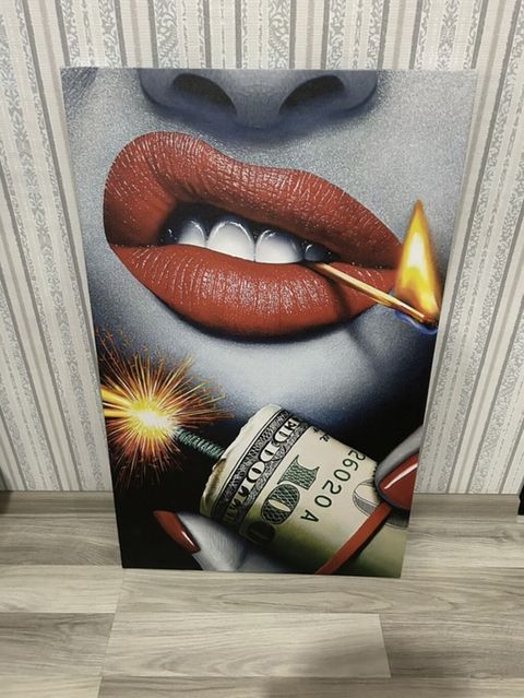 Mövzu: 3 parçalı müasir divar tablo seti – “Red Lips & Money” — Xırdalan