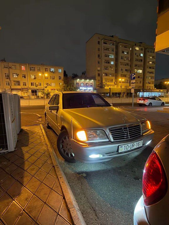 Mercedes C 200, 2.0 L, 1997 il, 550 000 km 10-UR-161 — Avtomobillər, Lənkəran (4)