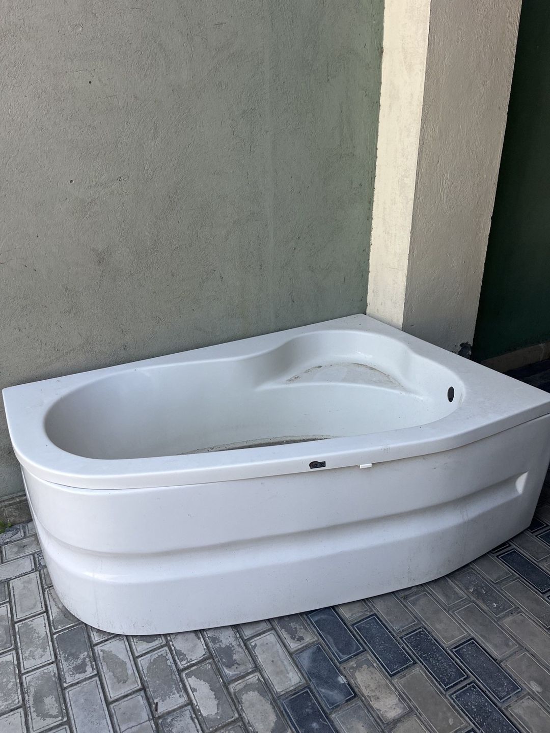 Hamam vannası — Təmir və inşaat, Bakı