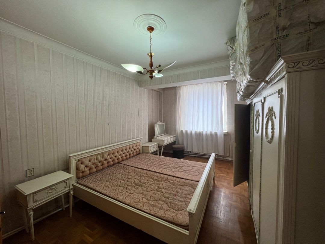 Satılır 4 otaqlı köhnə tikili 115 m² — Mənzil, Bakı (8)