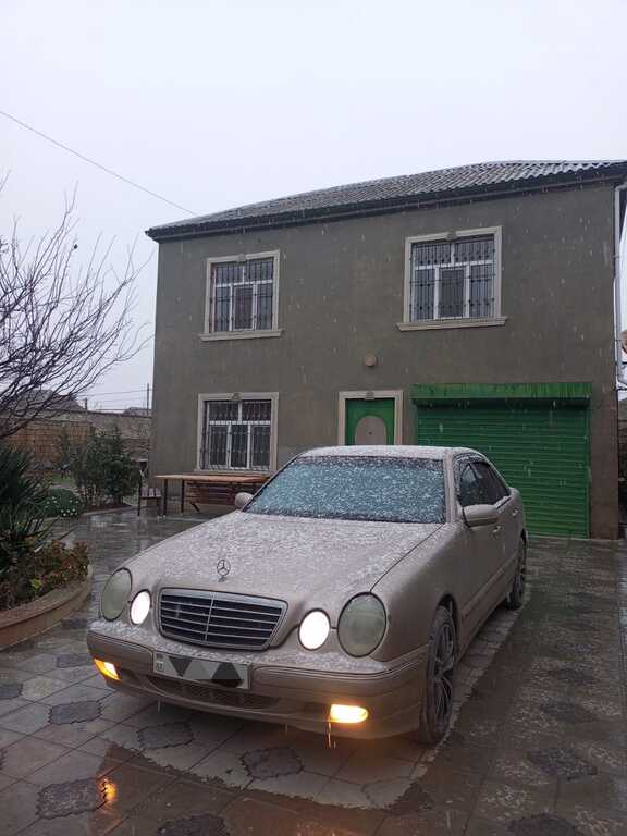 Mercedes E 220, 2.2 L, 1999 il, 500 000 km — Avtomobillər, Bakı