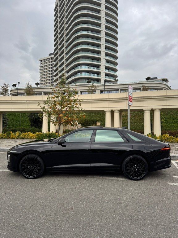 Hyundai Grandeur, 1.6 L, 1.49 kWh, 2023 il, 32 000 km 88-CB-748 — Avtomobillər, Bakı (2)