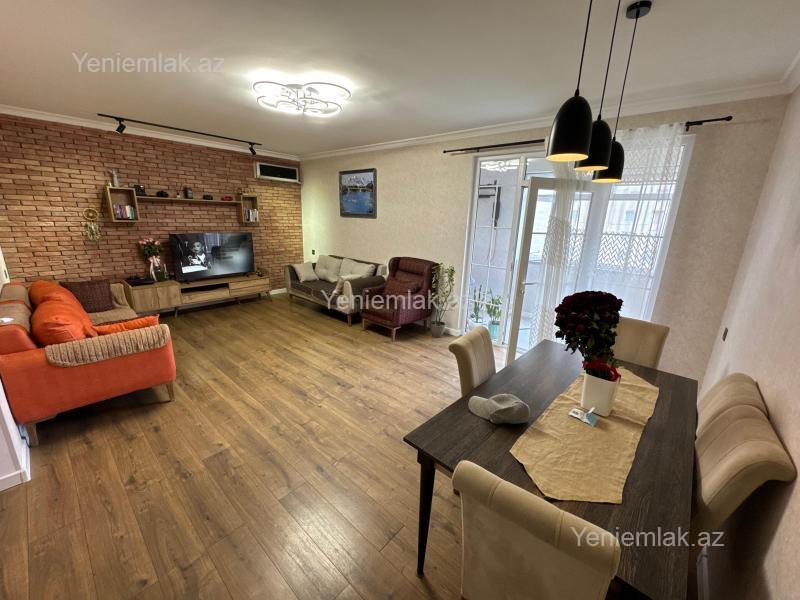 Satılır 5 otaqlı Bina evi menzil (Köhnə tikili), 100 m², 13-cü mikrorayon — Mənzil, Sumqayıt (2)