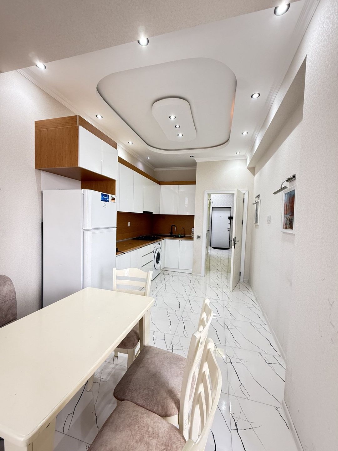 İcarəyə verilir 2 otaqlı yeni tikili 75 m² — Mənzil, Bakı (2)