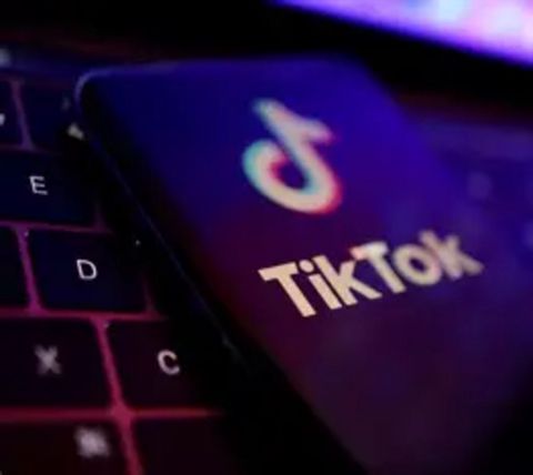 TikTok hesabı — Bakı