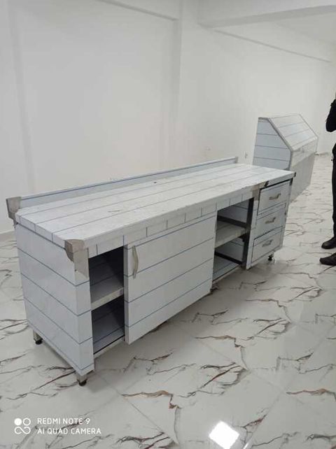Çalışma masası — Bakı