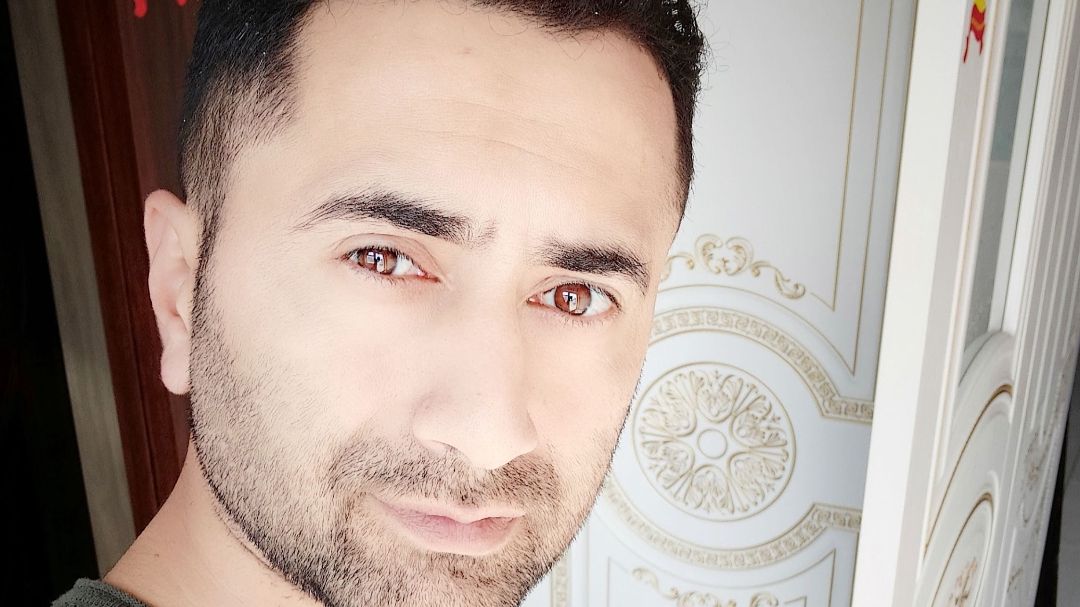 Qapı Pəncərə (Taxta) — Vusal Huseynov — Pəncərələr, qapılar, balkonlar, Bakı (2)