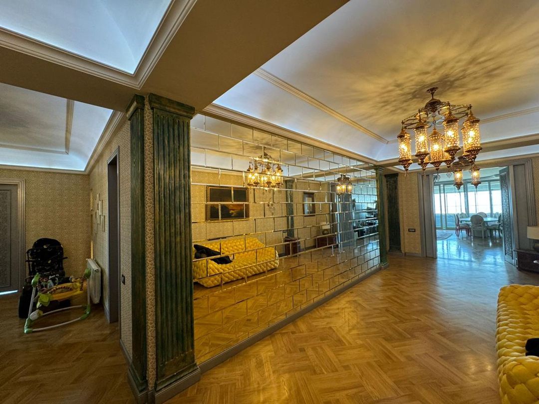 6 otaqlı mənzil, 340 m², Həsən Əliyev küçəsi (Ağ Evlər Nərimanov) — Mənzil, Bakı (2)