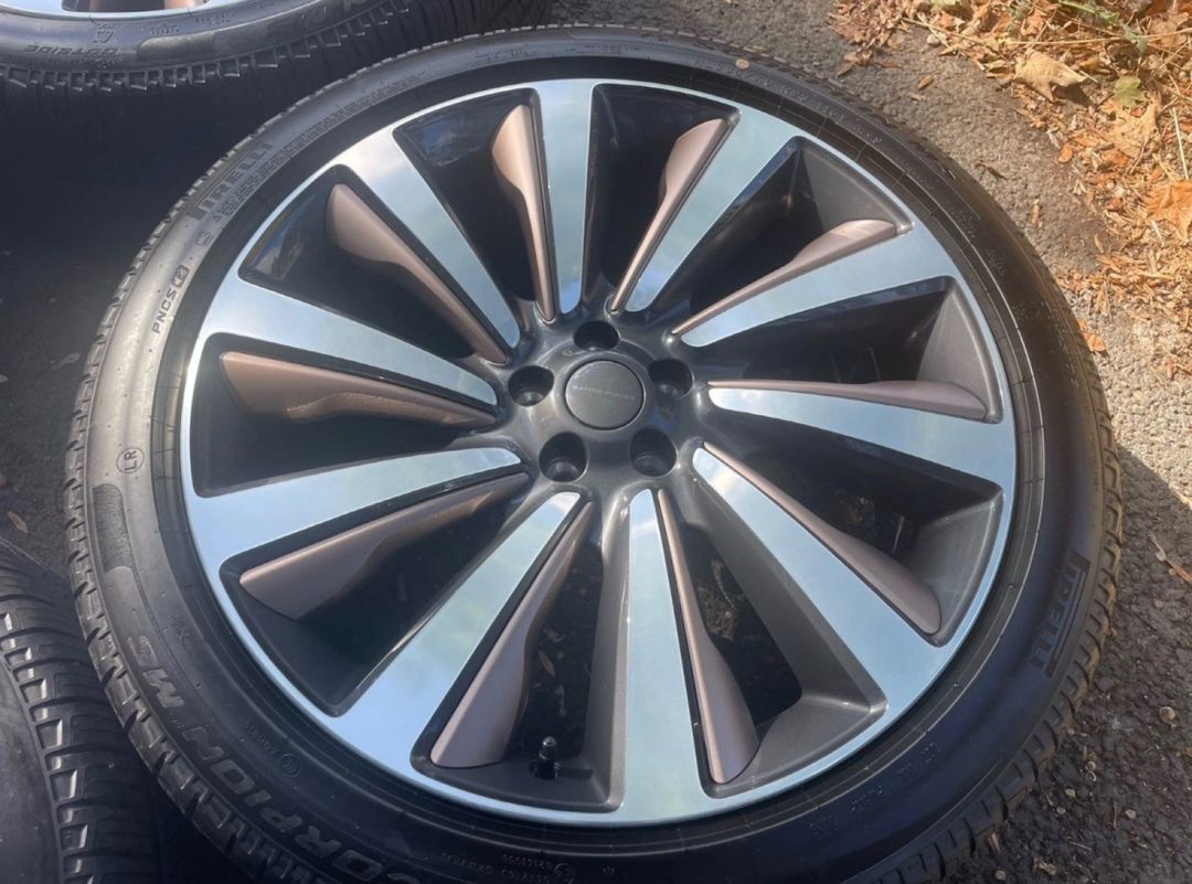 Range Rover SVR 2024 təkəri — Ehtiyat hissələri və aksesuarlar, Bakı (2)