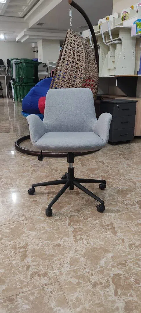 Boz rəng, Ofis üçün kreslo — Bakı