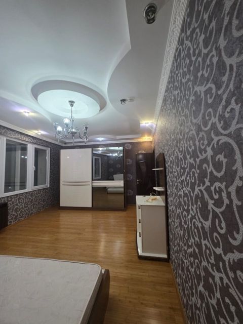 2-otaqlı yeni tikili kirayə verilir, Yavər Əliyev 2595 83 m² — Bakı