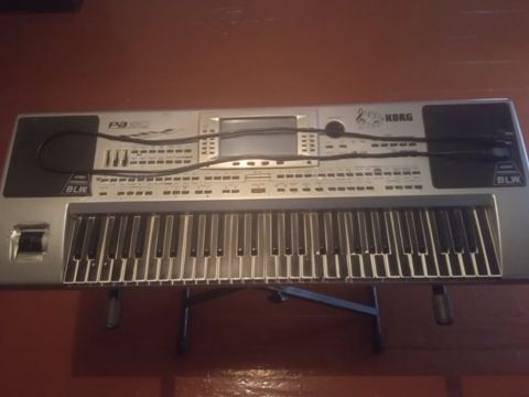 Korg Pa 80 — Bakı