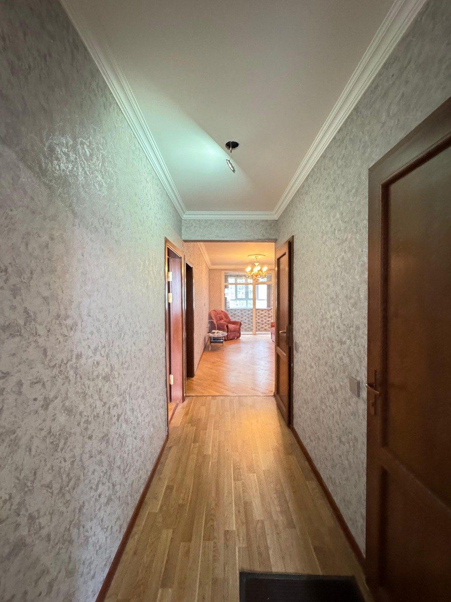 Satılır 4 otaqlı köhnə tikili 100 m² — Mənzil, Bakı (12)