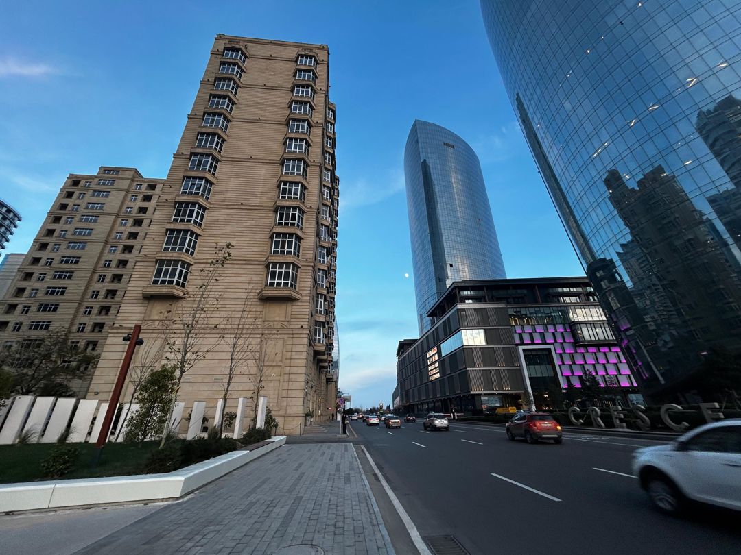 7 otaqlı mənzil, 306 m², просп., Нефтяников — Mənzil, Bakı (5)