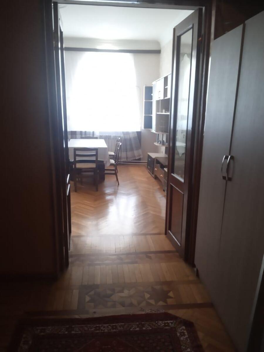 Satılır 2 otaqlı köhnə tikili 69 m² — Mənzil, Bakı (2)