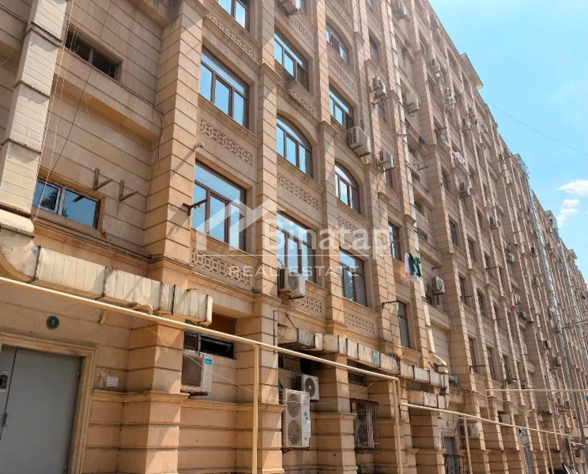Satılır 4 otaqlı köhnə tikili 110 m², Xətai metrosu, Nərimanov rayonu — Bakı