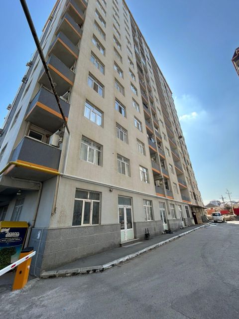 3 otaqlı mənzil, 79.5 m², Əliağa Vahid, 762 (Qəsr) — Bakı
