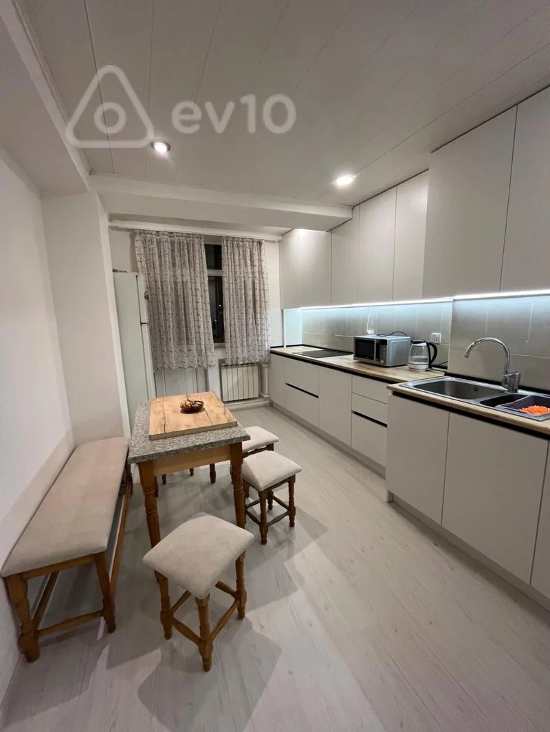 3 otaqlı mənzil, 82 m², Elmler metrosu — kirayə — Mənzil, Bakı (10)