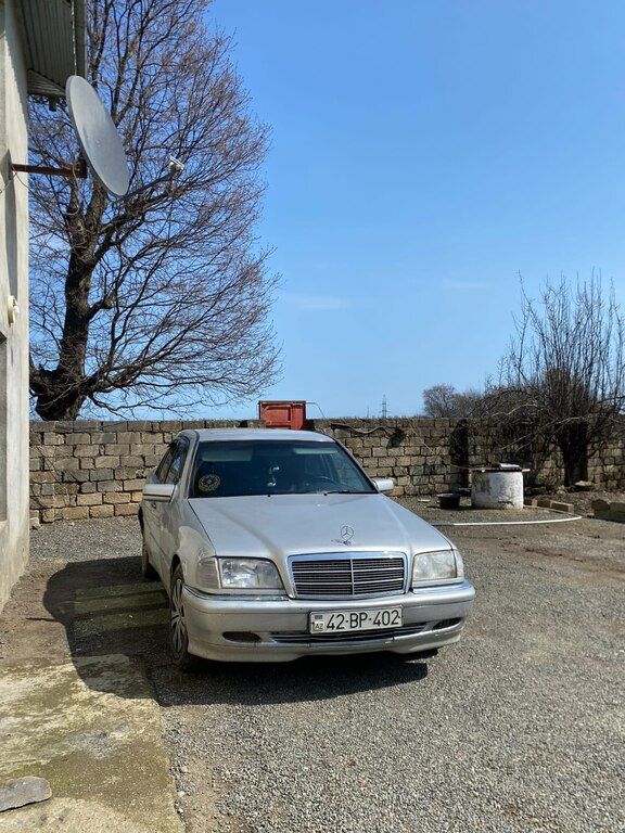 Mercedes C 250, 2.5 L, 1993 il, 535 646 km 42-BP-402 — Avtomobillər, Lənkəran (4)