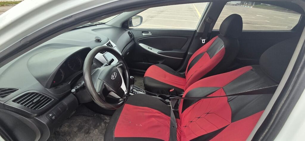 Hyundai Accent: 1.4 l 2012 il — Avtomobillər, Novxanı (6)
