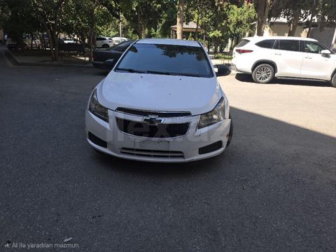 2012 Chevrolet Cruze, 1.4 L, 2012, 412,235 km — Bakı