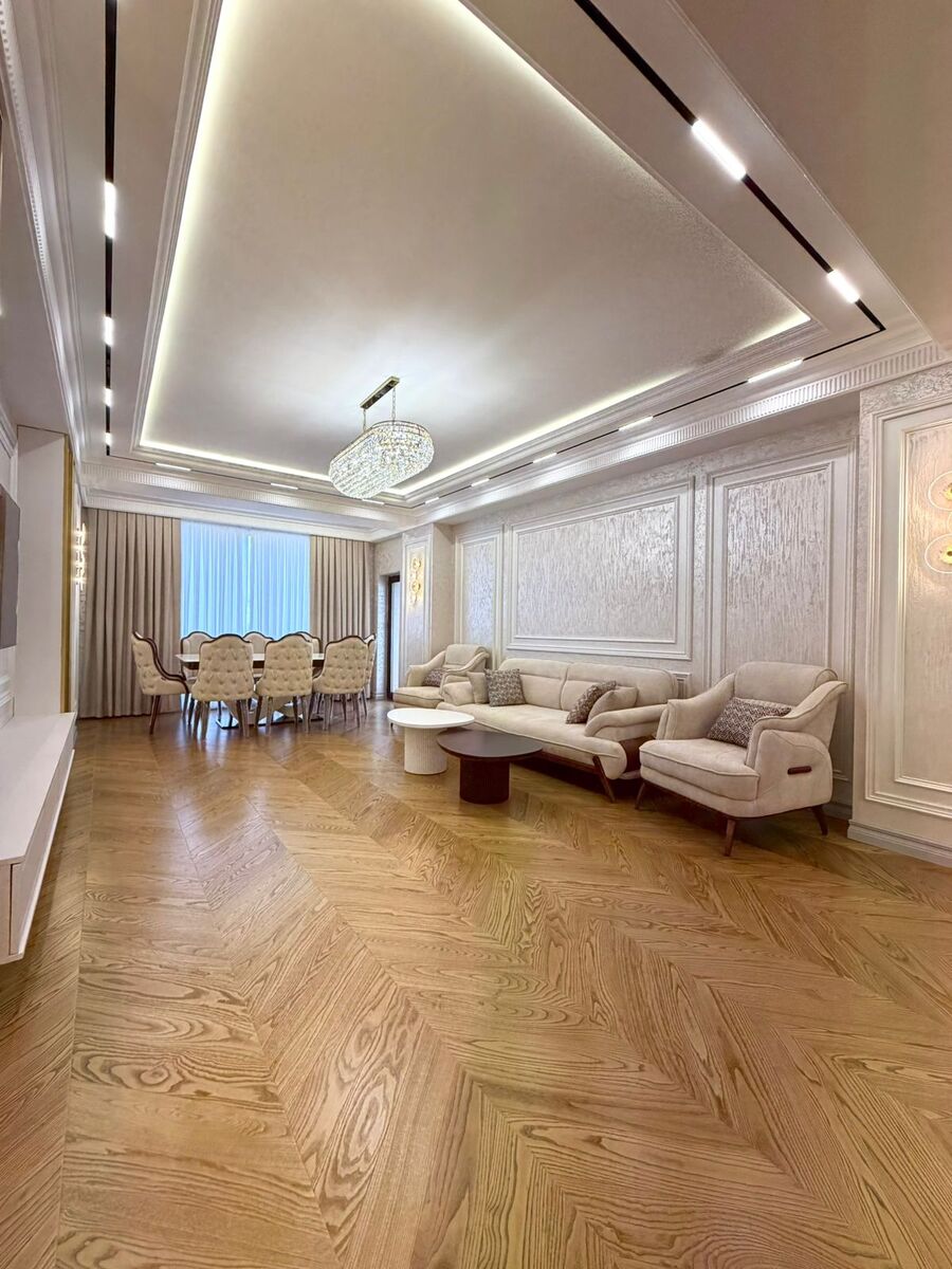 Satılır 4 otaqlı yeni tikili 233 m² — Mənzil, Bakı (2)