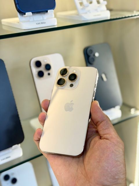 Apple iPhone 16 Pro Desert Titanium 128GB/8GB — Bakı