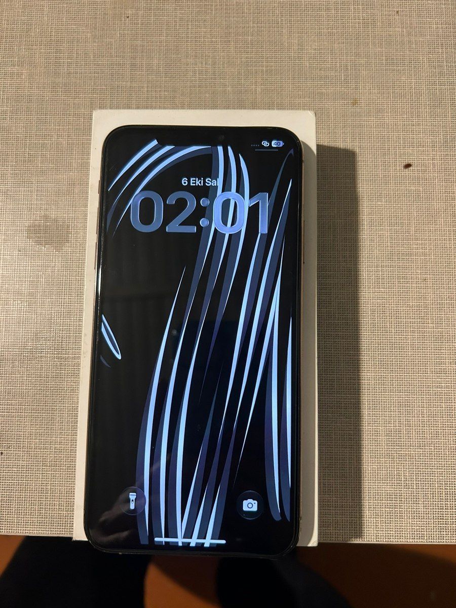 Apple iPhone 11 Pro Max Gold 256GB/4GB — Smartfonlar, Bakı