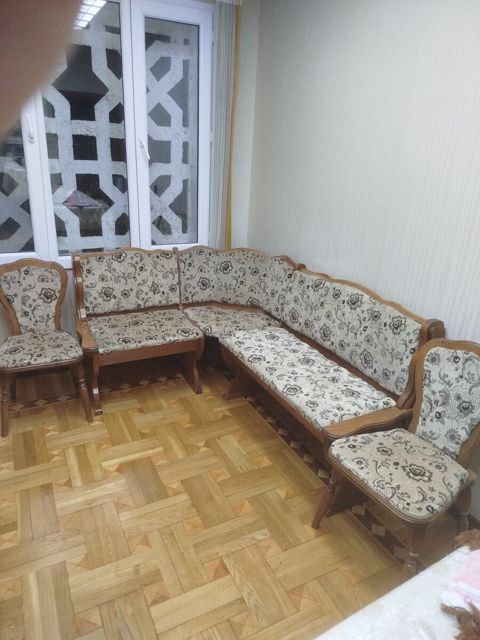 Künc divan — Bakı