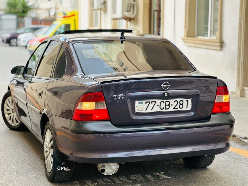 Opel Vectra, 1.8 L, 1996 il, 245 000 km 77-CB-281 — Avtomobillər, Sumqayıt (5)