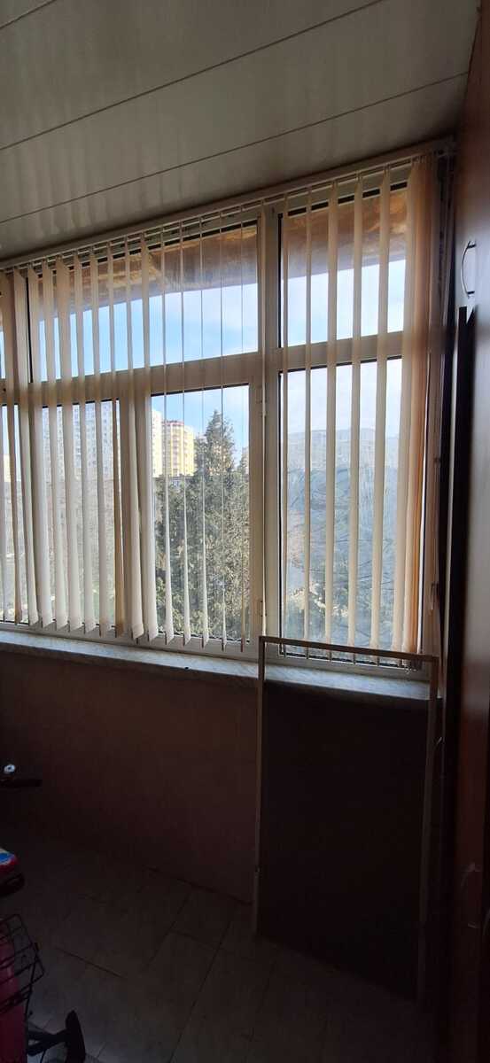 Satılır 4 otaqlı köhnə tikili 95 m² — Mənzil, Bakı (8)