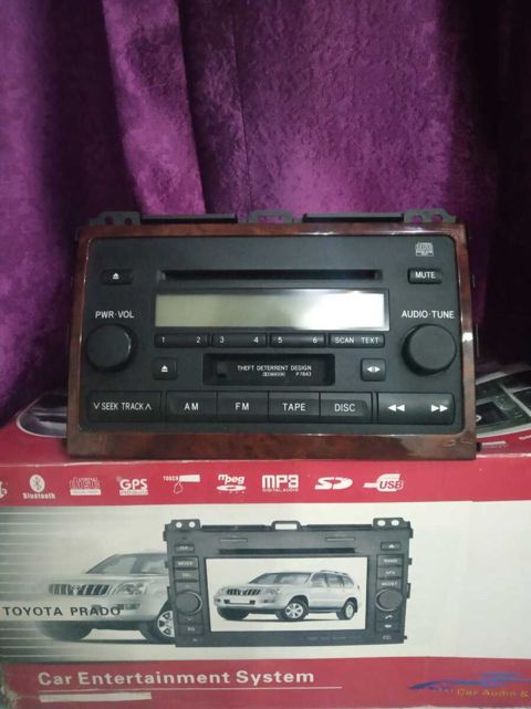 "Toyota Prado" maqnitolasi — Bakı