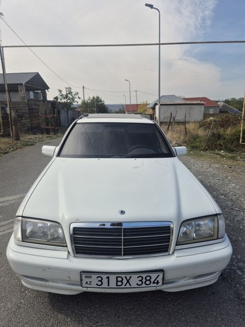 Mercedes C 220, 2.2 L, 2000 il, 350 000 km — Bakı