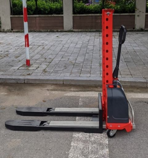 Elektrikli transpalet "Sdtg 0513" — Bakı